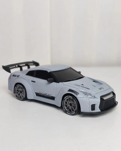 4X4 DRIFT AUTO  RADIO CONTROL   4wd Nissan Gtr