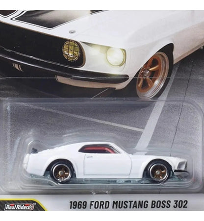 Hot Wheels Premium Rapido Y Furioso Ford Mustang Boss 302/25 Blanco